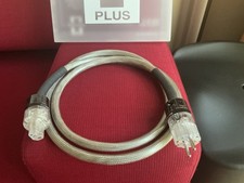 Analysis Plus Ultimate Oval 2m Stromkabel mit Wattgate Steckern - Netzkabel