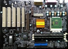 Bundle: ECS K7VZA - Athlon XP 2400+ - 512MB RAM - Radeon 9200