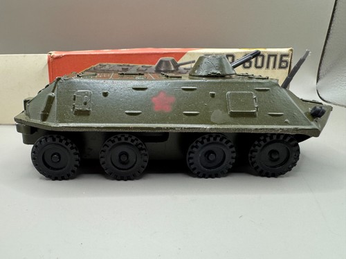 Metall panzer btr - 1/43,