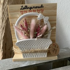 Deko,- Korb mit Trockenblumen