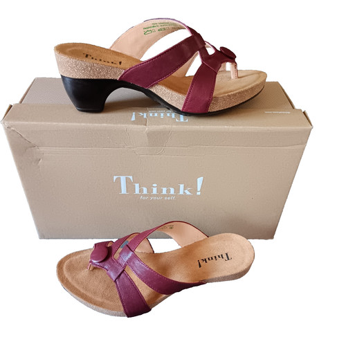 Neu mit karton think - neu, karton!