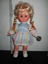 hübsche Sonni Modepuppe 90iger ?