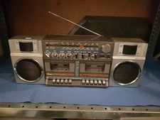 Tragbares Stereo Radio Doppelkassette Recorder, "Ghettoblaster"