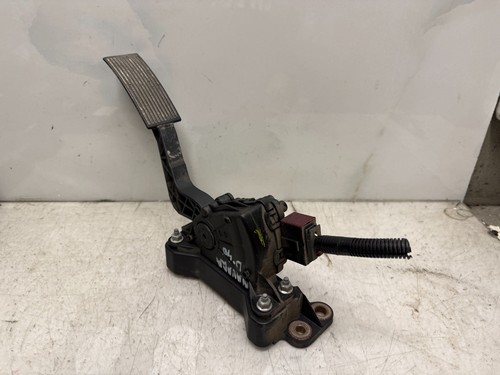 Nissan navara d40 gaspedal - navara,