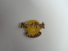 Hard Rock Cafe  BERLIN -   Pin.     Motiv:  DAS LOGO