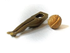 alter Nussknacker Akt Messing