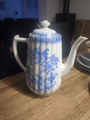 Kaffeekanne ist klassischen - im,