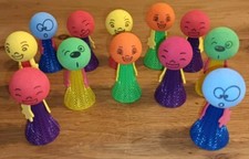 Restposten 10x Lustige Springende Puppe Geburtstag Party Posten Spielzeug Kinder