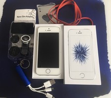 Apple iPhone SE A1723 - 64GB -