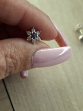 Pandora Vergissmeinnicht-Blumen-Ohrstecker