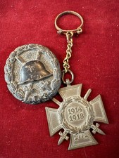 2 Orden, Ehrenkreuz für Frontkämpfer 1914 - 1918 Verwundetenabzeichen in schwarz