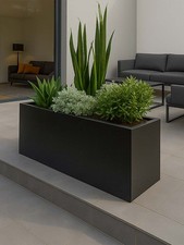 Pflanzkübel/Blumenkasten