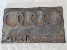 Aus einer Auflösung: tolles altes schweres Audi Quattro Messing Emblem