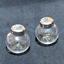 ➡️ 2 Stück mini Salz- und Pfefferstreuer im Set (Gewürz Streuer aus Glas)