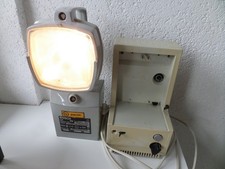 BOSCH HKE 100G Handscheinwerfer mit Ladegerät / Akku, funktioniert einwandfrei.