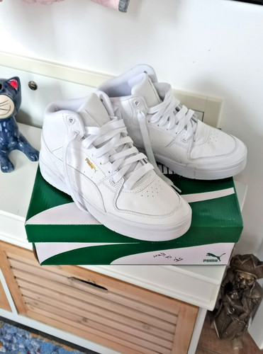 Weiße leder sneaker von - weiße, puma