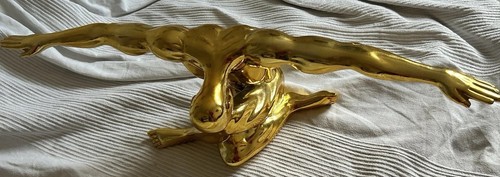 Große goldene design skulptur - große, design-skulptur