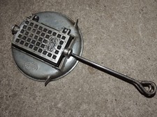 Sulon Fils a Bruxelles Economic No 12 antikes Leicht Waffeleisen old waffle iron