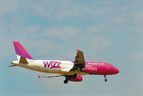 303058 foto airbus a320 - foto,