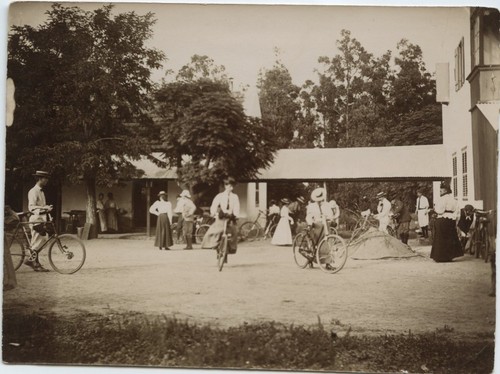 Große gruppe männer - gruppe,