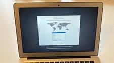 Apple MacBook Air 13" (Mid