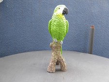 Deco Figur Papagei Mehrfarbig auf braunem Stamm  Neu Achtung kein lebendes Tier