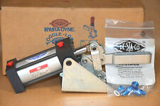 DESTACO 810-U Pneumatischer Standard Kraftspanner Kniehebelspanner NEU