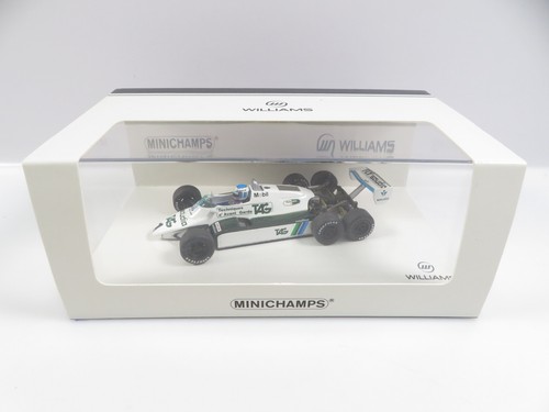Minichamps 436820601 - 1:43,