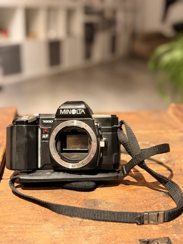 Minolta 7000 - , af
