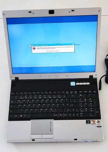 Msi laptop mega - mega, m