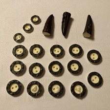 14 Trachtenknöpfe Ø 16mm, 3 St. Ø 11,5mm, 3 St. Geweihspitze - Hirschhorn Imitat