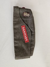 Original dänische Armee Schiffchen, Danmark mit Abzeichen von 1963