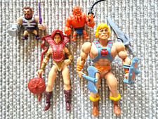 2x Masters of the Universe Origins Actionfiguren He-Man & Teela
