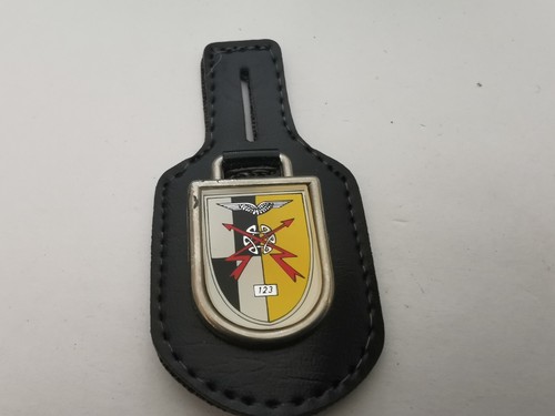 Brustanhänger