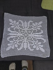 häkeldeckchen ca 50 x 50 cm