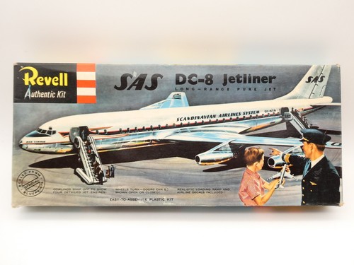 143 revell 188 sas - ,