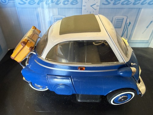 Revell metal bmw - metal, 1:18