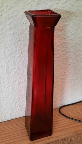 Vase glas rot - länglich, schmal