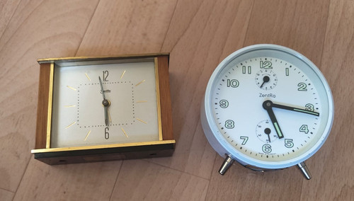 Alte mechanische wecker von - 2,