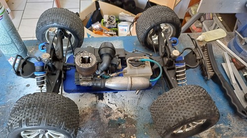 Kyosho dmt verbrenner 8 - kyosho,