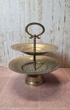 Messing Etagere, 2 Ebenen, ziseliert, Wohnaccessoire