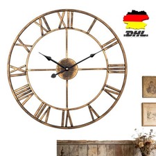 Große Wanduhr im Vintage-Stil