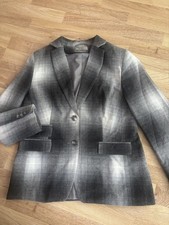 UTA RAASCH: Wunderschöner, neuwertiger Design-Blazer, Größe 40*****