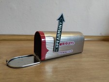 Blechdose Wrigley's  Spearmint Kaugummi  als US Letter Box Briefkasten