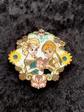 Disneyland Paris Pin Frozen Anna und Elsa