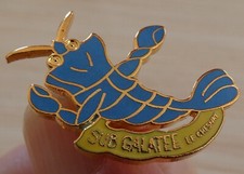 SCHÖNE PINS HUMMER SUB GALATEE LE CHESNAY 78 UNTERWASSERCLUB