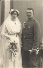 Foto Ak Deutscher Soldat in Uniform, Eisernes Kreuz, Hochzeit, Braut - 10536890