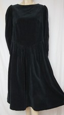 Samtkleid 38 40 schwarz
