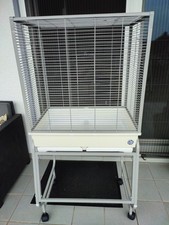 Vogelkäfig Montana Atlanta II in Steinfärbung pulverbeschichtet. Für Sittiche