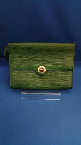 Louis vuitton arche - vuitton, epi